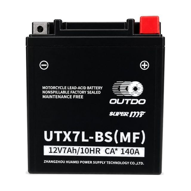 OUTDO UTX7L-BS, motorcykelbatteriet YTX7L-BS sett framifrån med båda polerna