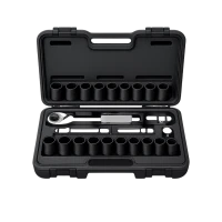 Nycklar och hylsor (29)