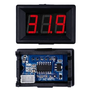 Mini digital voltmeter 3,5V-30V med röd LED-indikator för batterier, infälld