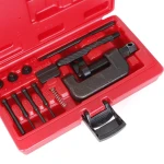 Herramienta para remachar cadenas de motos con cabezal giratorio y varillas extractoras