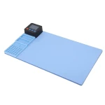 Tapete térmico CPB320 en uso con pantalla de tablet colocada sobre él